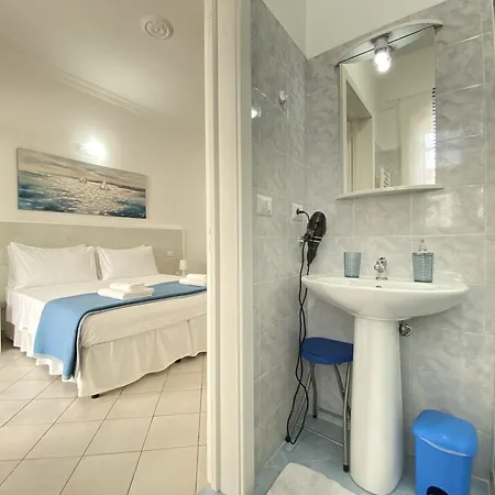 Bed & Breakfast Fellini 3*