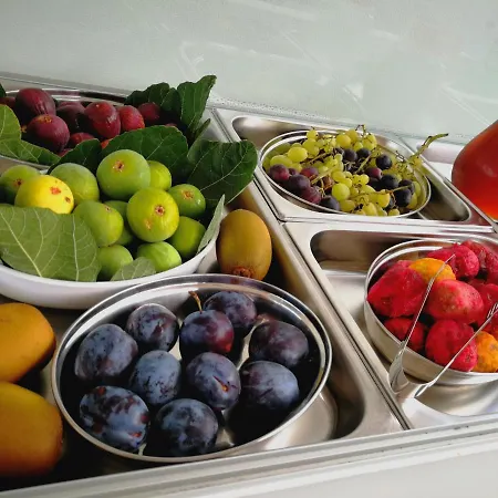 Bed & Breakfast Fellini 3*