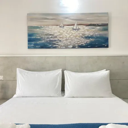 فندق مبيت وإفطار Fellini 3*