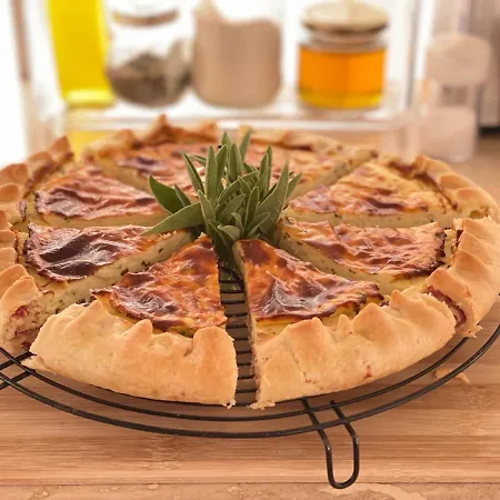 Fellini Bed & Breakfast 3*